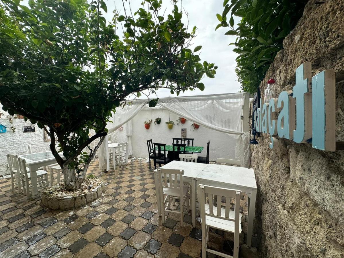 Monat Otel Hacimemis Alacati Exterior foto